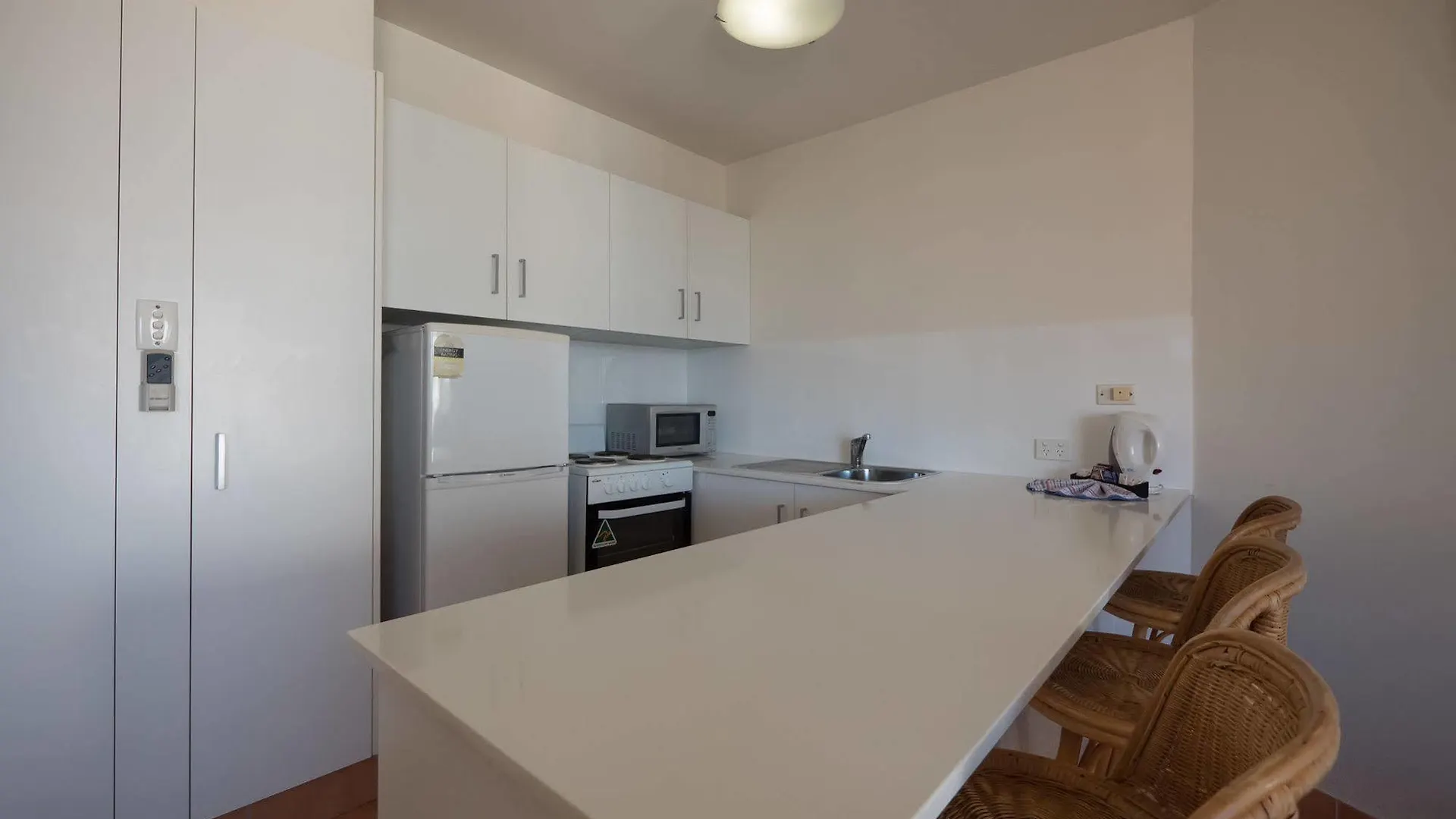 Aloha Apartments Surfers Paradise Resort